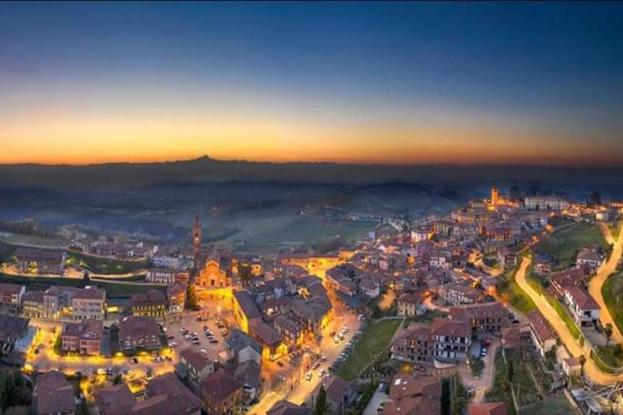 Langhe Belvedere Apartment มอนฟอร์เต ดิ อัลบา ภายนอก รูปภาพ